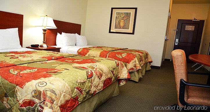 Sleep & Hotel Newport News