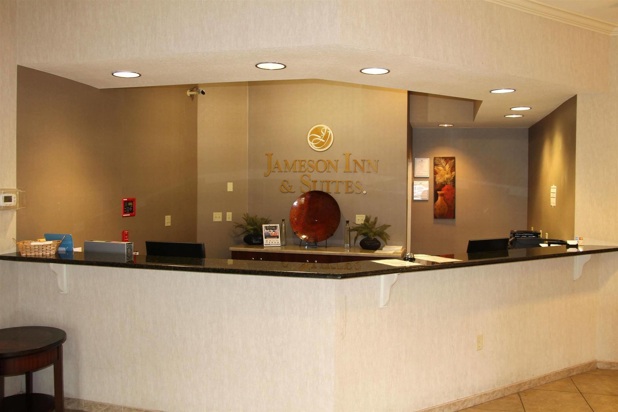Sleep & 4* Newport News